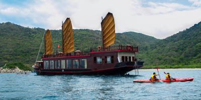 Tour Du Thuyền Nha Trang (Emperor Cruise)