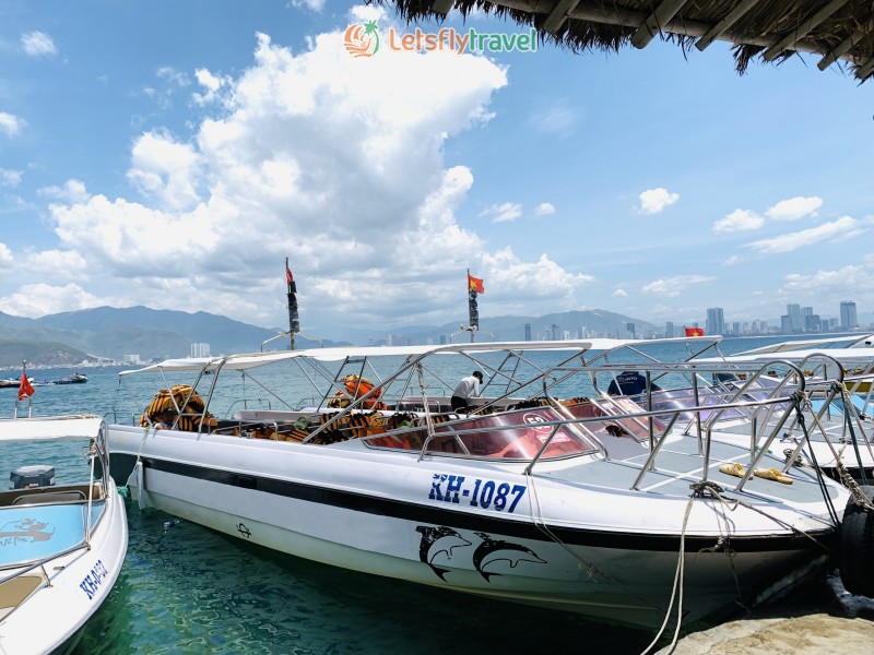 cho thue cano nha trang letsflytravel (7)