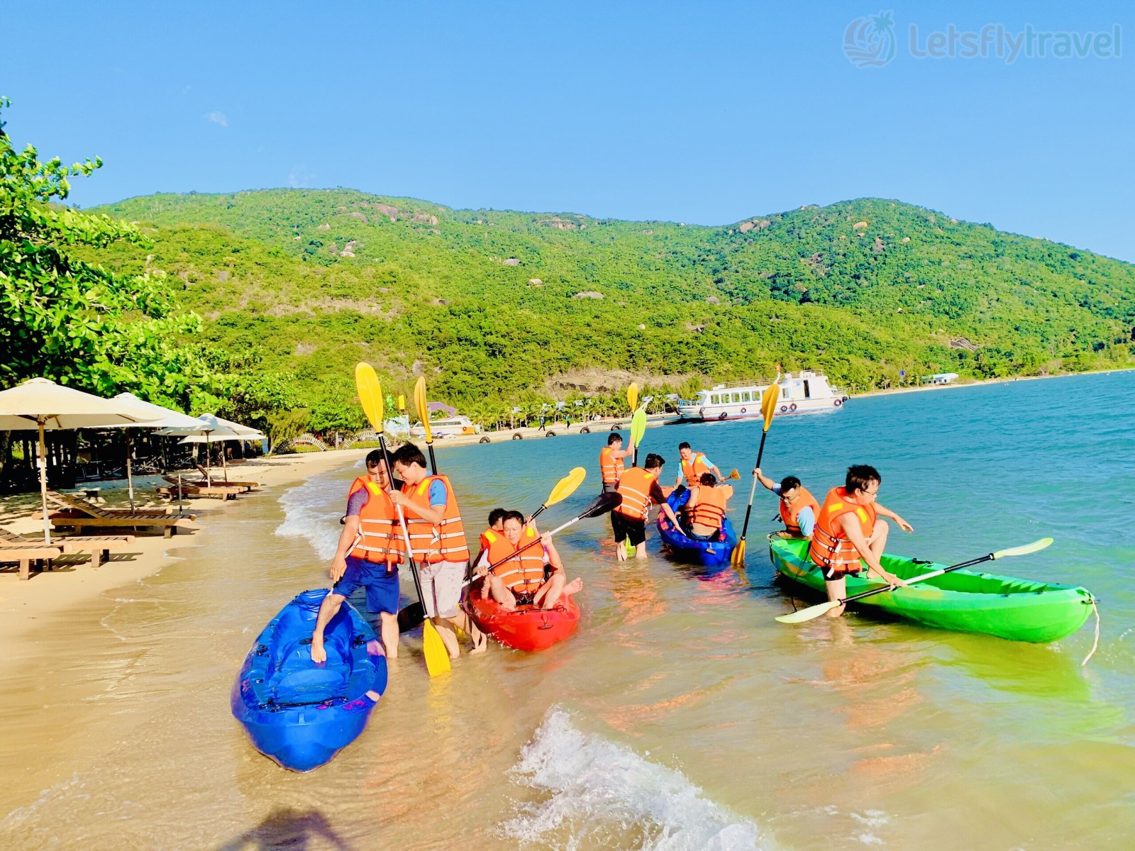 tour cam trai ngam hoang hon vinh nha phu (39)